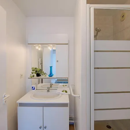 Le Triumph 2 / Halle De Apartamento Tours