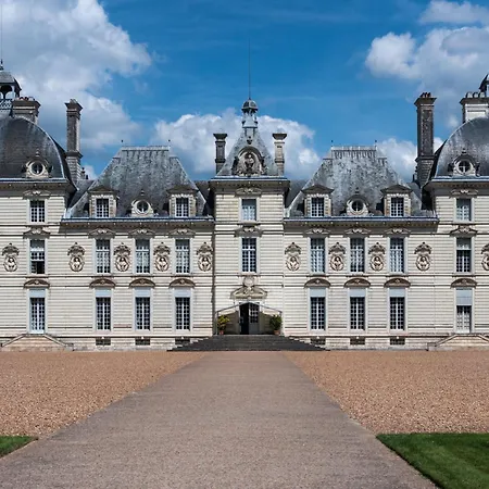 Le Triumph 2 / Halle De Apartamento Tours